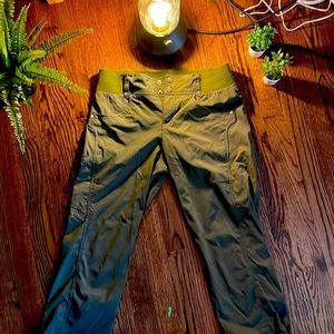 Title Nine Capri Hiking Pants